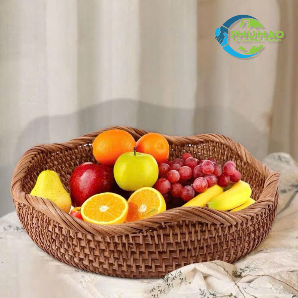 102008 Wavy Circular Rattan Basket High Quality