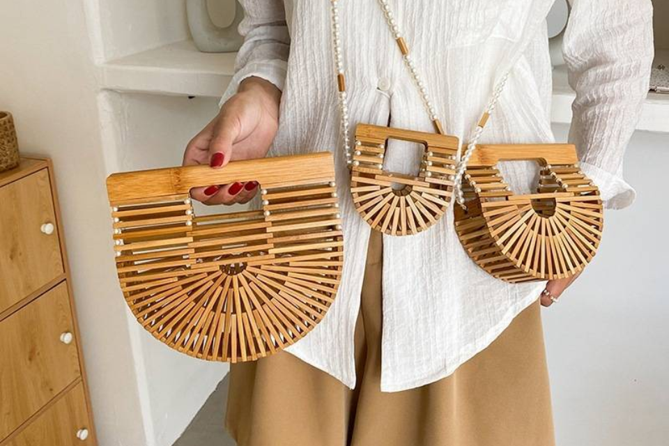 Straw bag