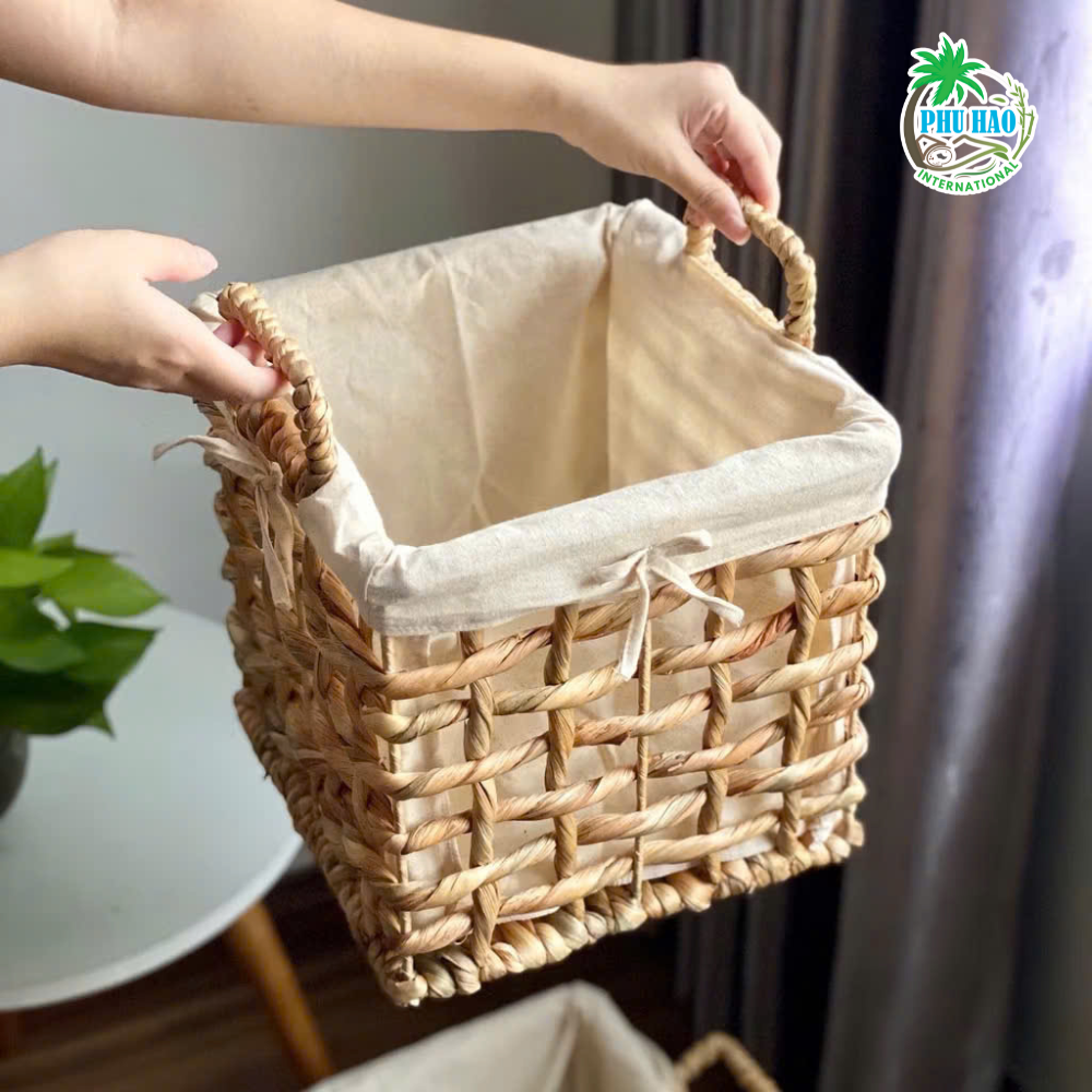 104005 Water Hyacinth Basket Square Iron Frame With Cotton Liner