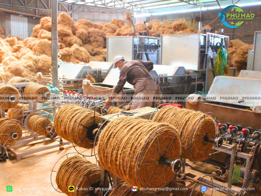 Coir rope export packing process for coil formats